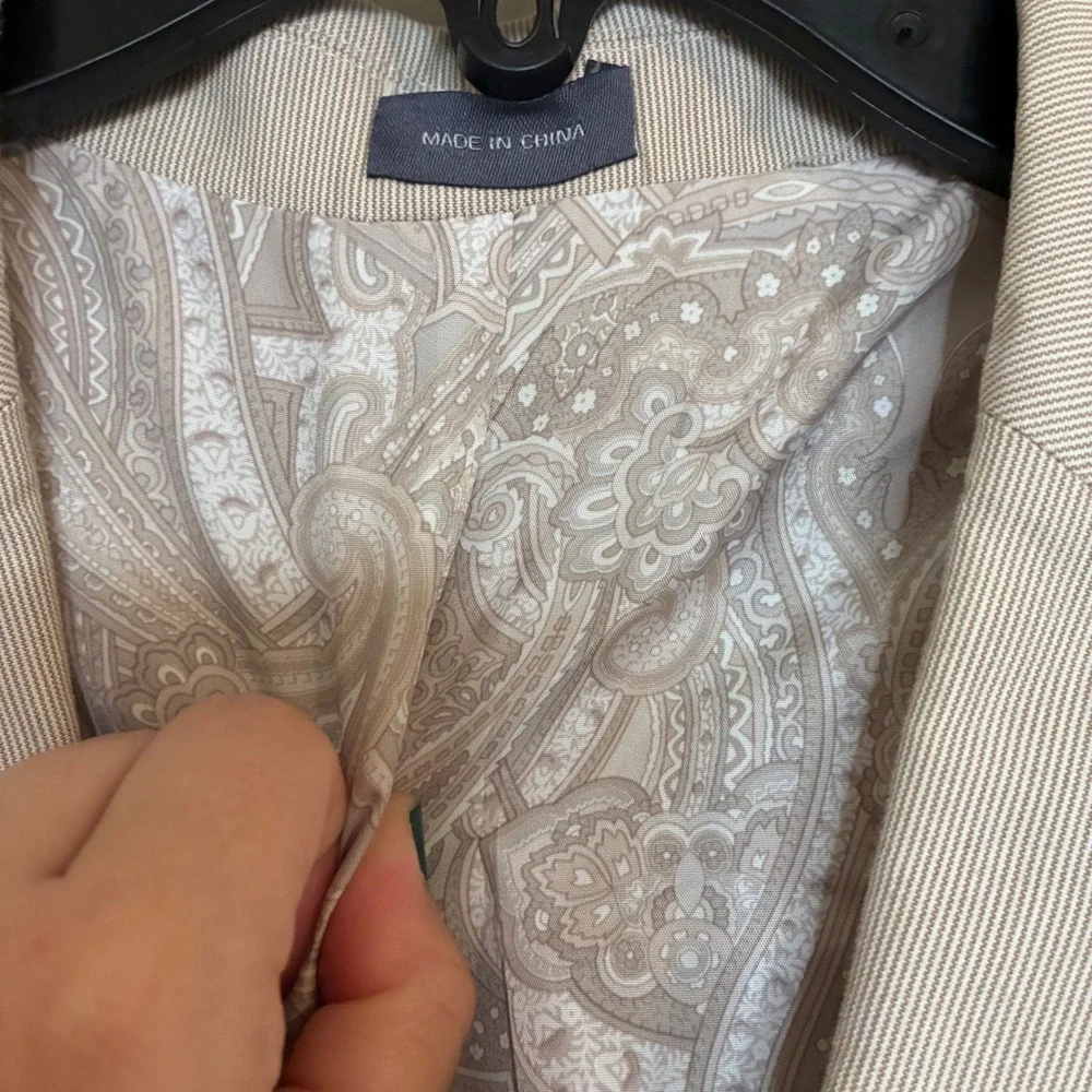 Madison Blazer Mens Size 42R Tan Micro Stripe Two Button Modern Fit Vented